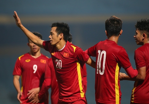 Đội tuyển Việt Nam vượt qua Philippines với tỷ số 1-0